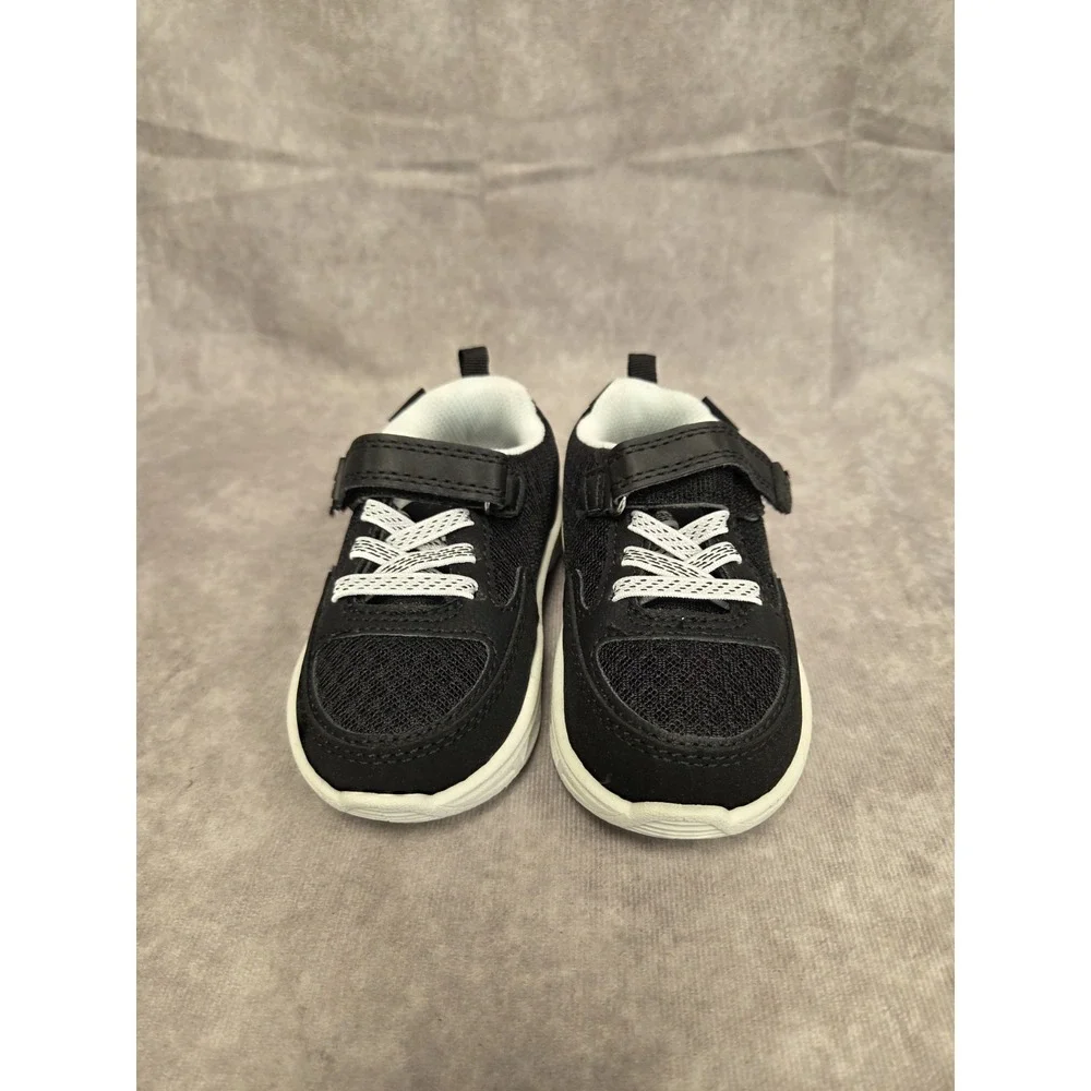 Osh Kosh Toddler SZ 7 Blk Sneaker Great Cond